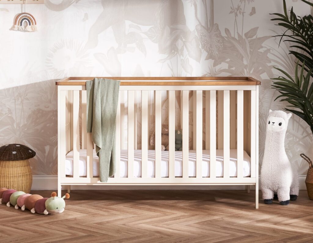 evie cot bed